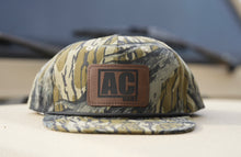 Load image into Gallery viewer, Rope SnapBack Patch Hat
